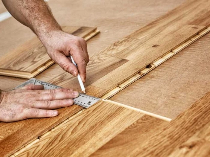 Dụng Cụ Khi Lắp Đặt Sàn Gỗ Để Đo Đạc Và Đánh Dấu