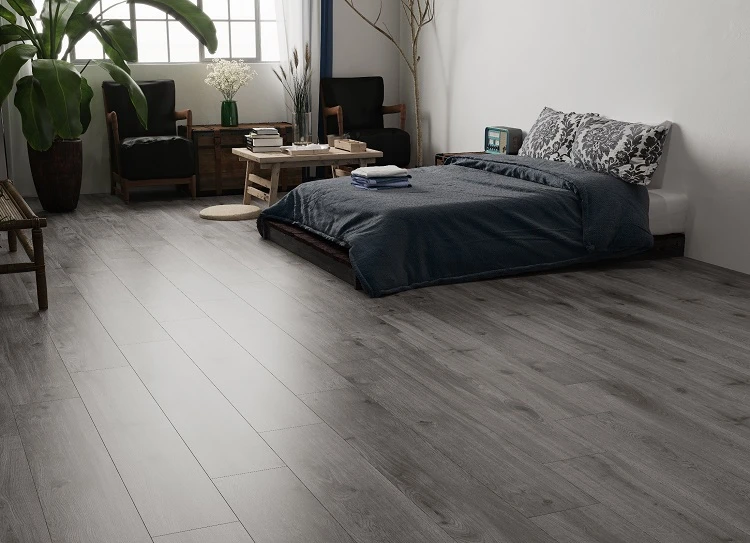 Mẫu sàn gỗ công nghiệp Ninh Bình màu xám cho phòng ngủ