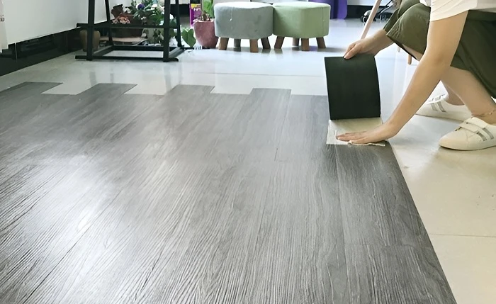 Sàn nhựa giả gỗ tiết kiệm
