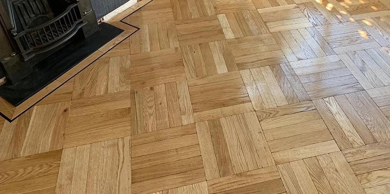 Kiểu lát sàn gỗ xếp hình vuông