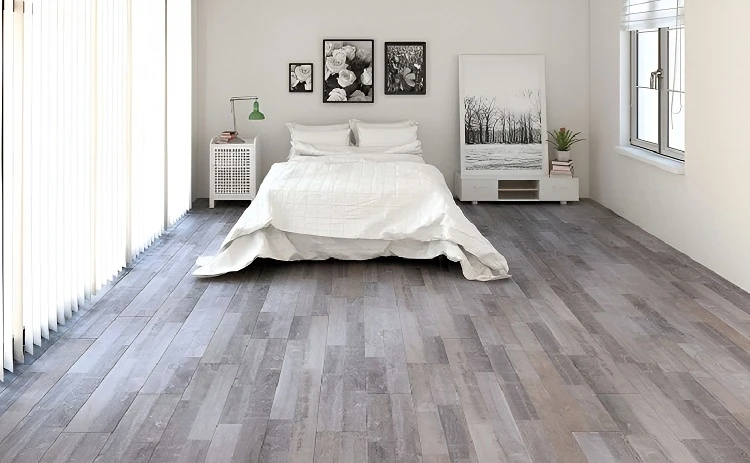 Màu sàn gỗ hợp phong thủy với người mệnh Thủy